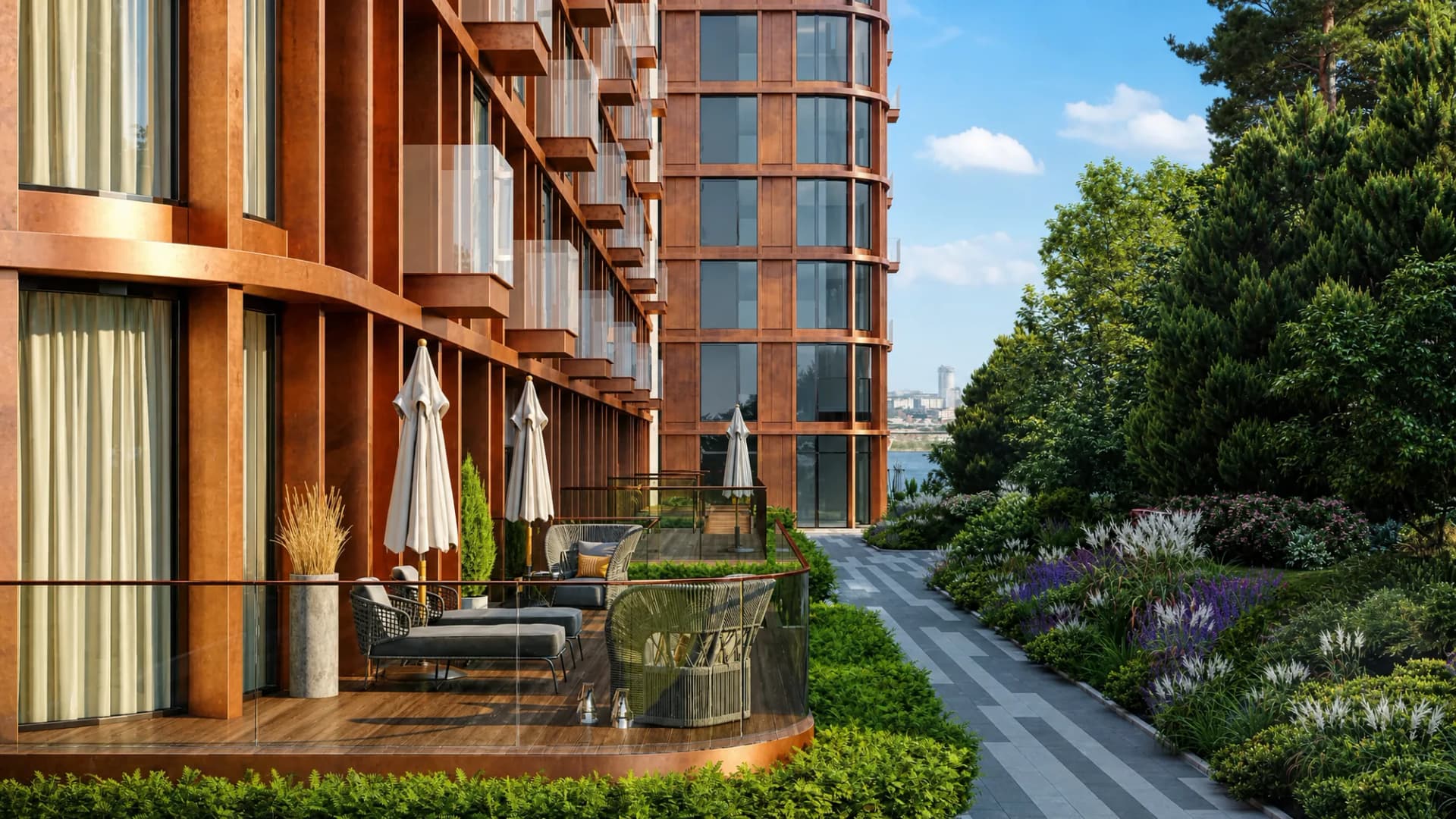 Корпуса Victory Park Residences с террасами вдоль зелёной оси в разгар лета